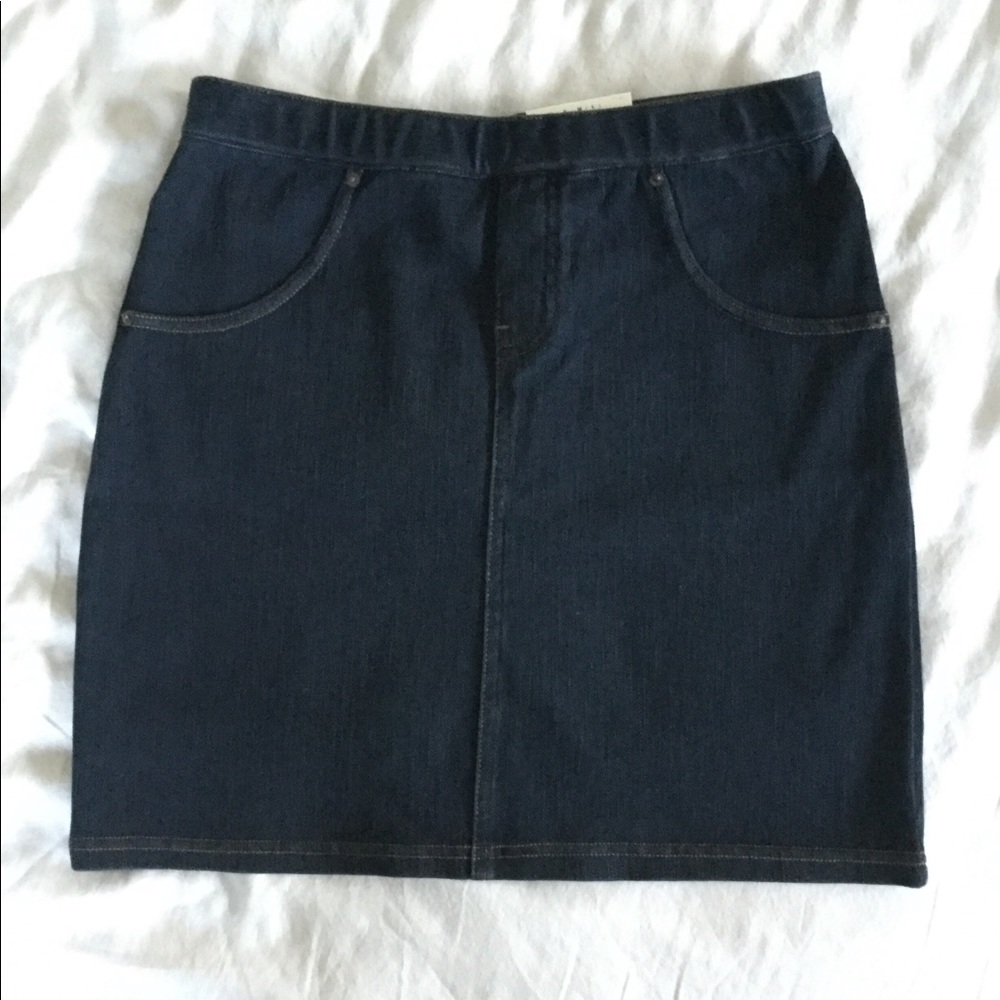 HUE NWT The Original Jeans Skirt